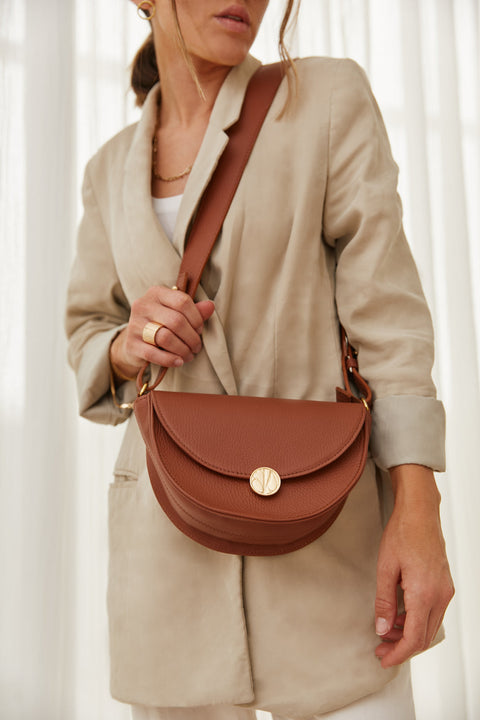 NATURAL LEATHER HANDBAG "ASTROS"