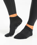 rw-pilates-ankle-grip-socks-black-clothing-ryderwear-624792_1080x