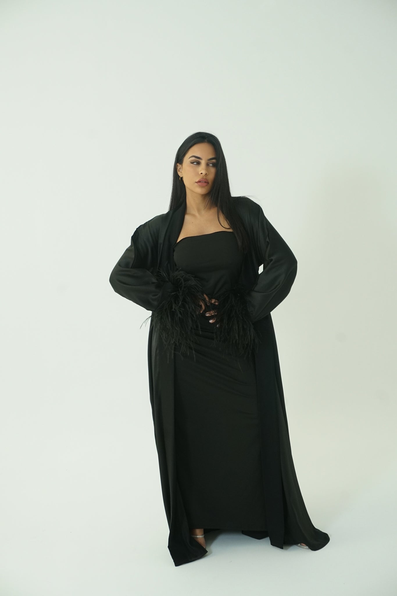 AMK COUTURE Abaya Black Panther Feather
