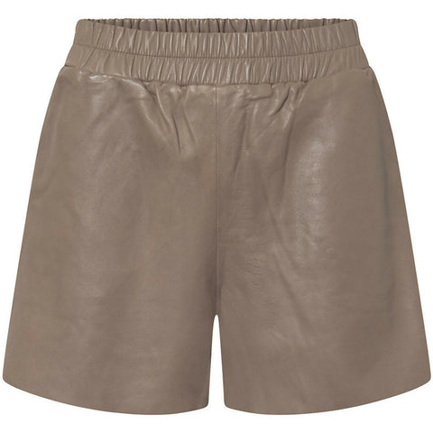 Helen_leather_shorts-Shorts-51070-168_Latte_800x