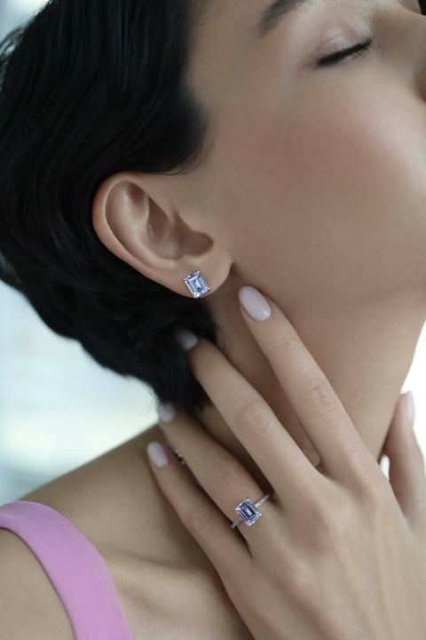 Lilac stud earrings in emerald cut