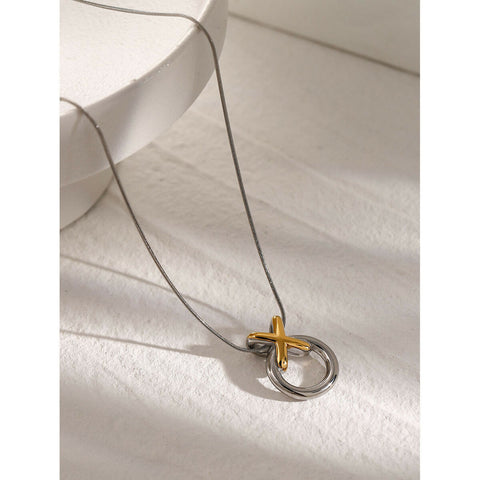 Amour XO Necklace