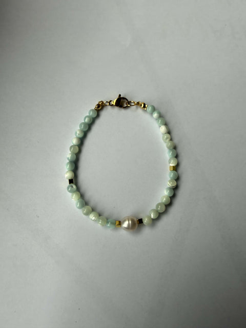 Azure Pearl Bracelet