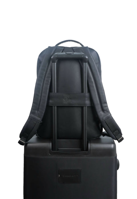 D03358.06^^BLACK^^7