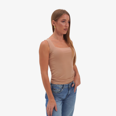 Charlotte - square neckline top beige