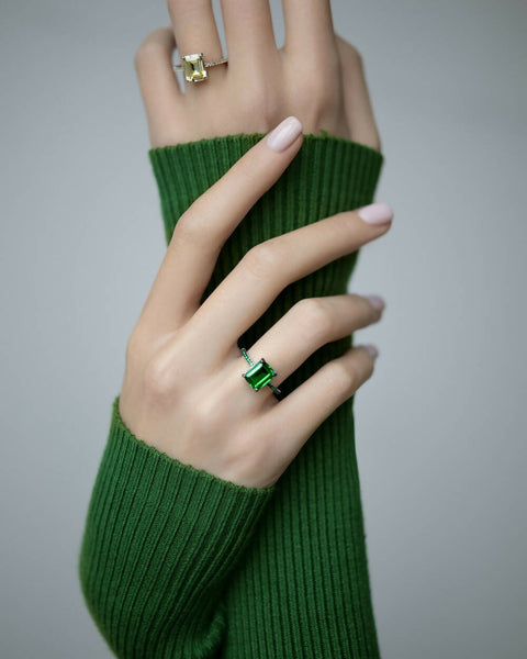 Ring with a green stone