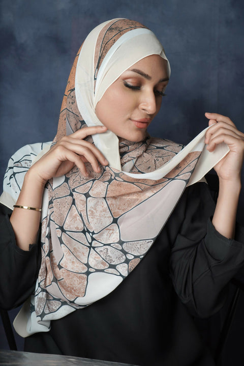 Soft Elegant Chiffon Scarf – A Modern Essential for Daily Style