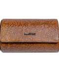 Voyager 2 Batik - Lifestyle Image - 2f