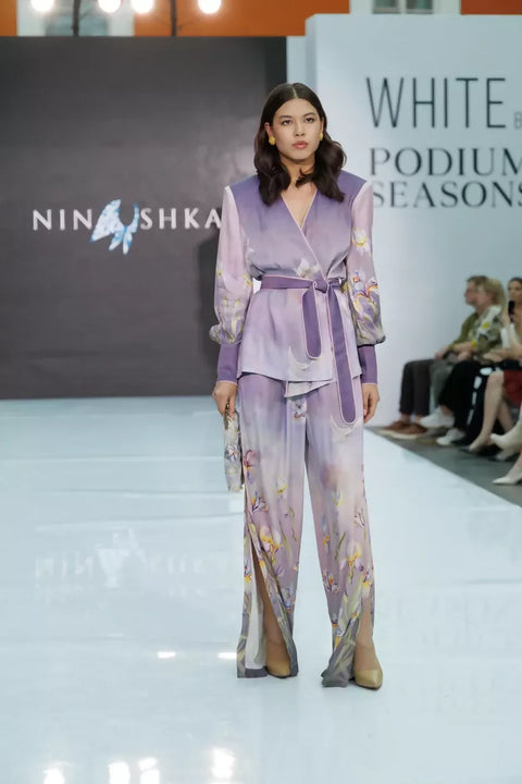 Pajamas With Irises