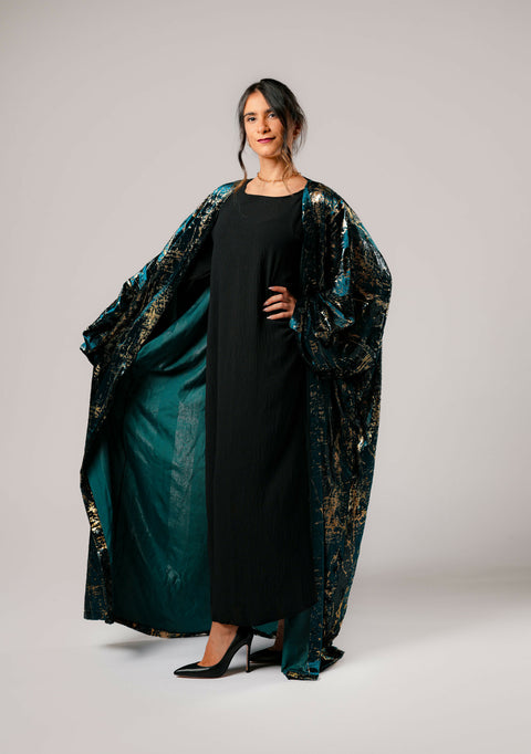 Bisht -Open Abaya -sprightly velvet with elegant and modern gold patterns -wide and luxurious abaya