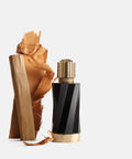 versace-santal-boise-eau-de-parfum-bottle-with-wood-elements
