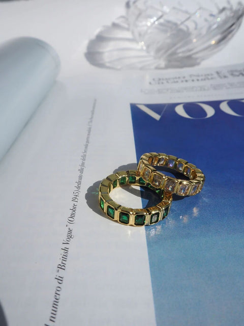 Bezel Emerald Ballier Ring- Emerald Green- Gold- Size 6