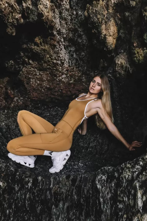 Two_tone_full_suit