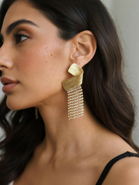 Radiant dangles Handmade earrings / Natural Zircon