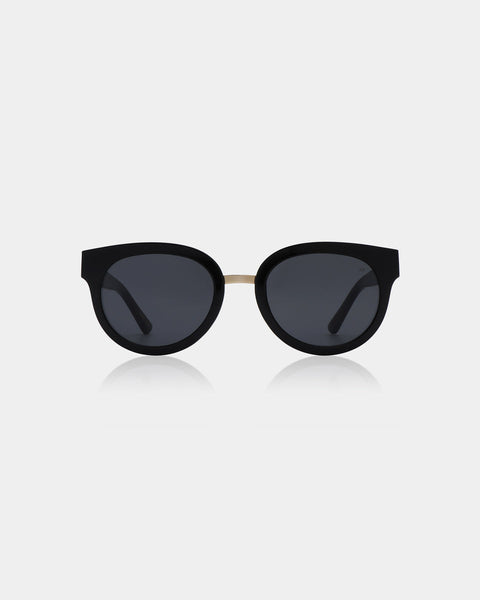 Jolie Black Sunglasses