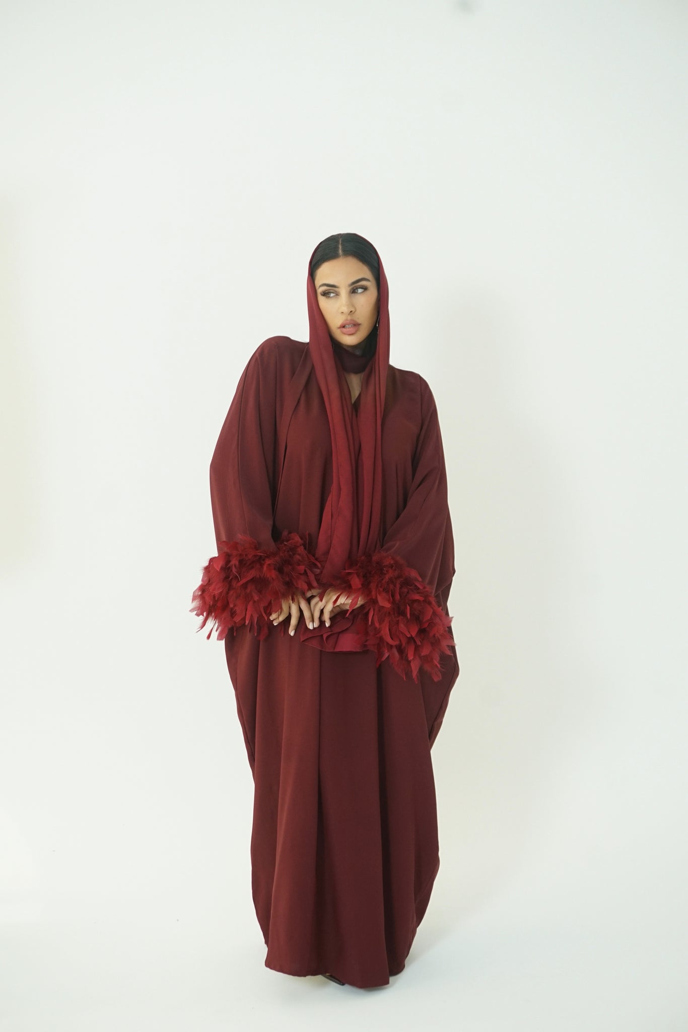 AMK COUTURE Abaya Feather Ruby Burgundy