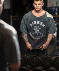 790_washedoversizedtshirtgoldenagegrey_787washedloosefitcargowashedloosefitcargoshortslegacyshortslegacygreyfeed02web