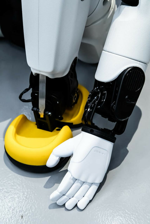 X2 ULTRA HUMANOID ROBOT