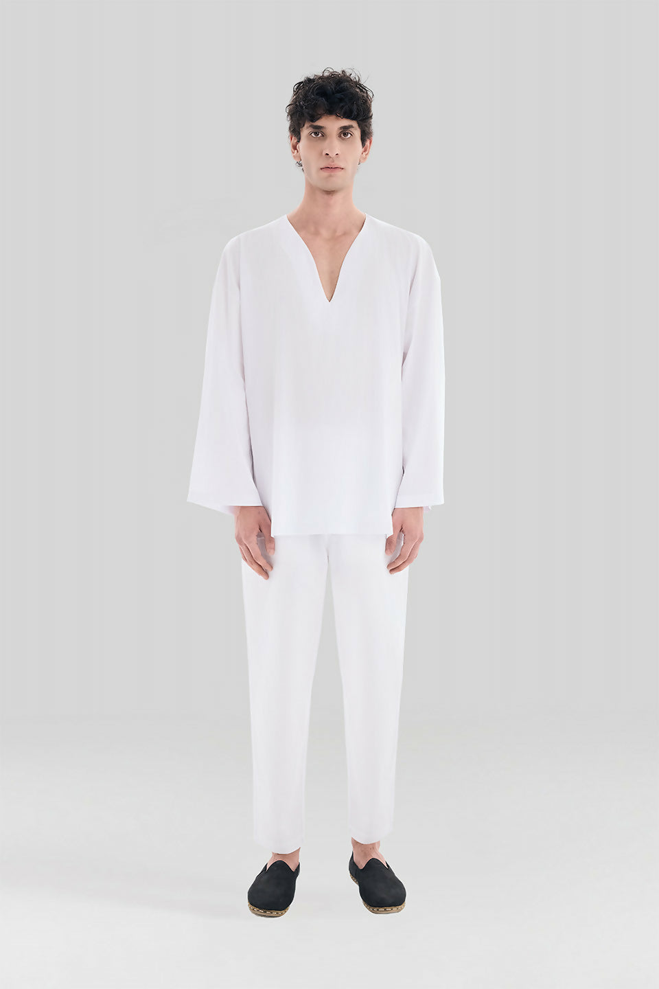 P 05 White Cotton Pants