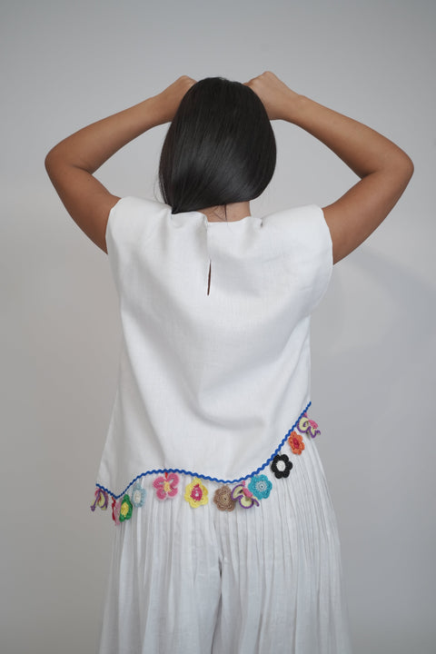 fiji-summer-sleeveless-white-linen-top