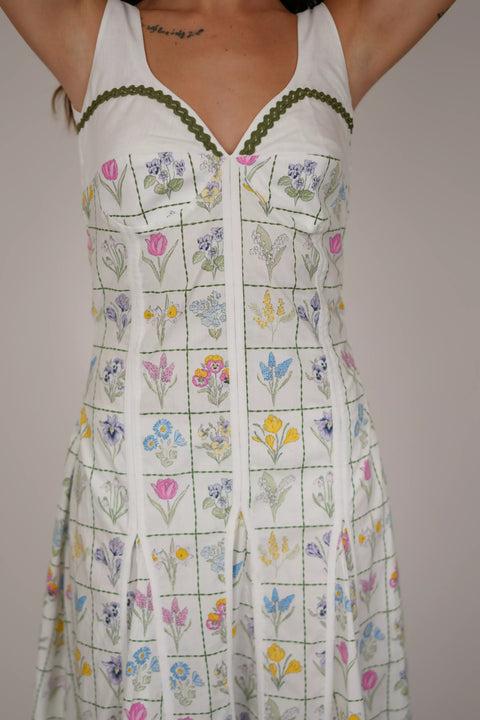eden-floral-maxi-dress
