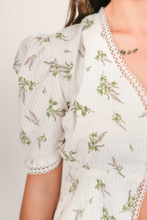 iris-white-floral-top