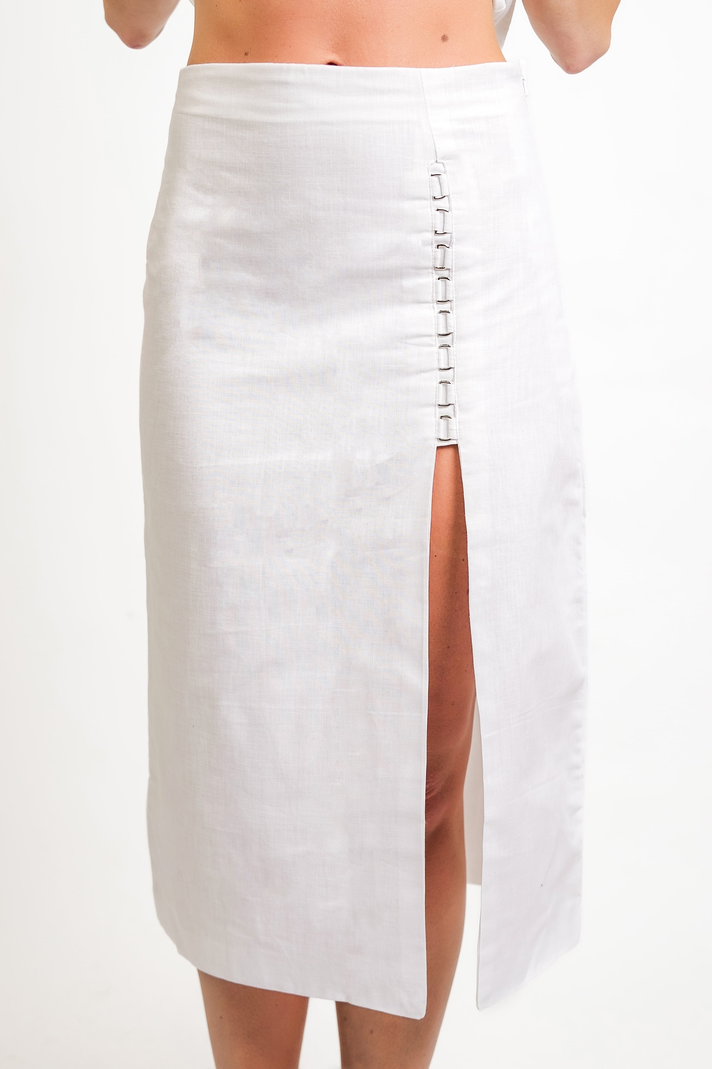 veronica-white-skirt
