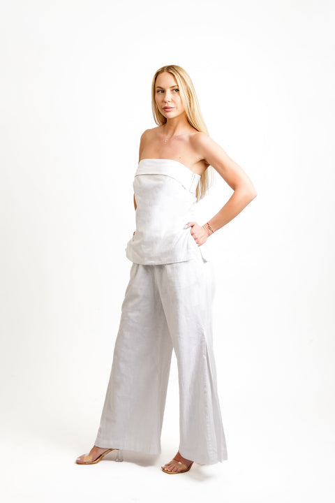 samantha-white-trousers