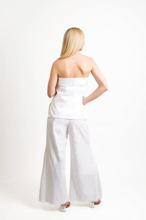 samantha-white-trousers