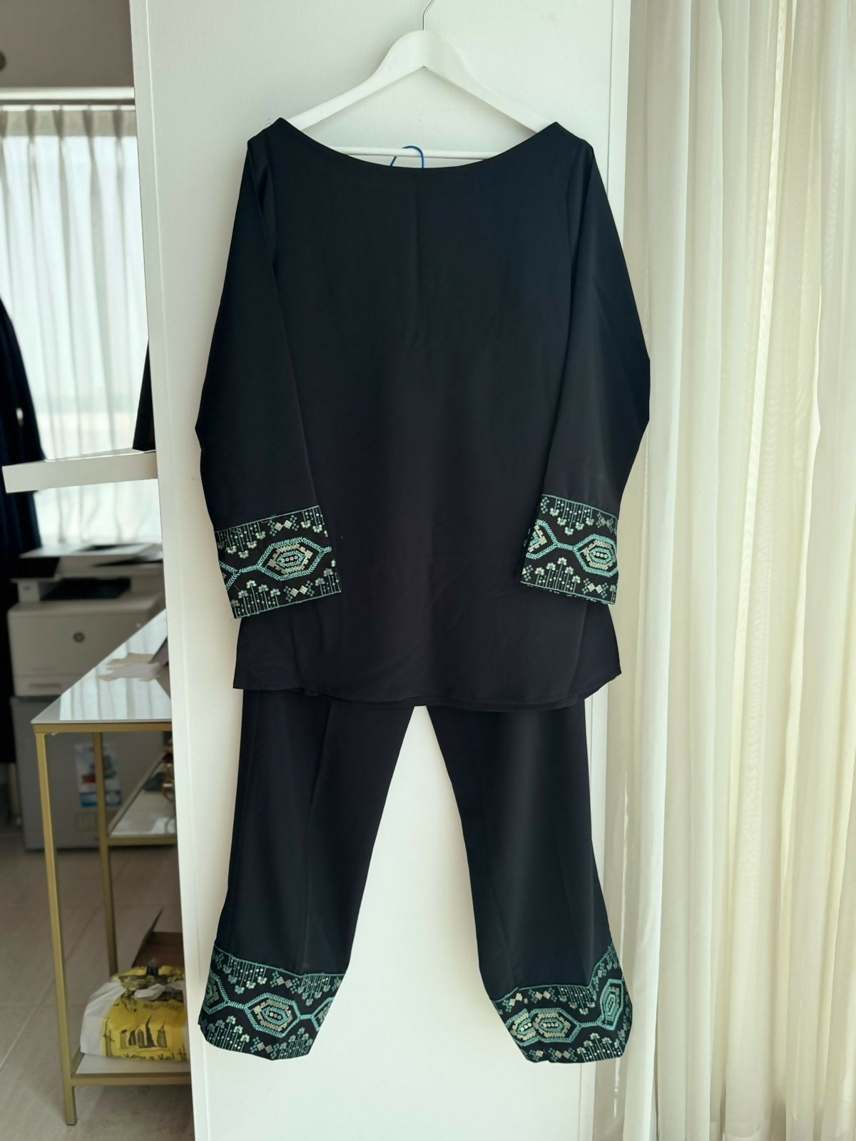 Coordinates black embroidery set