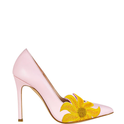 Sunflower in pink high heels