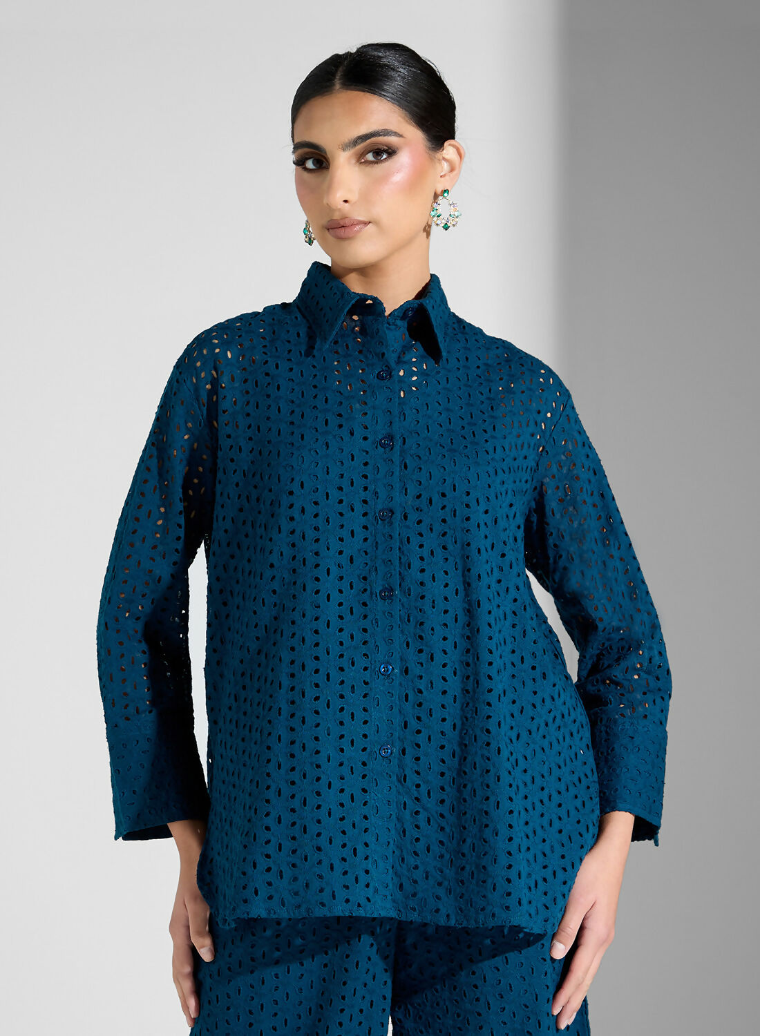 WOVEN WOMEN SCHIFFLI SHIRT