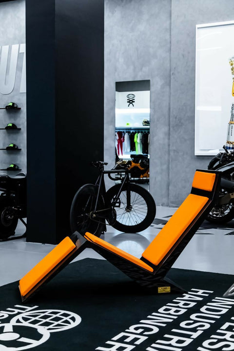 THE IBI CARBON MAMOLA