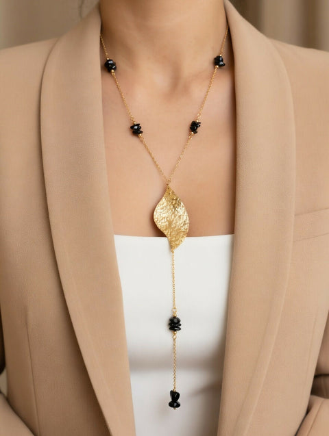 Leaf Black handamde Necklace /Natural Stone