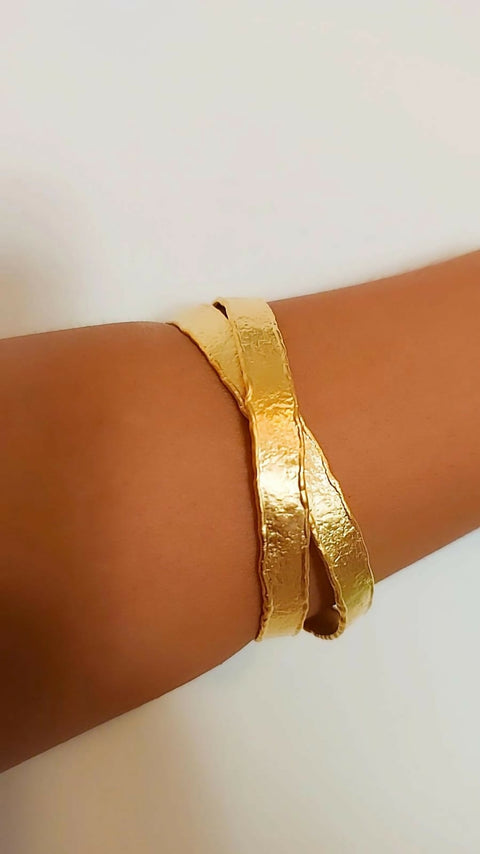 Crossover Cuff Bracelet Gold