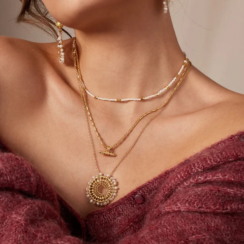 Woven Circle and Pearl Necklace