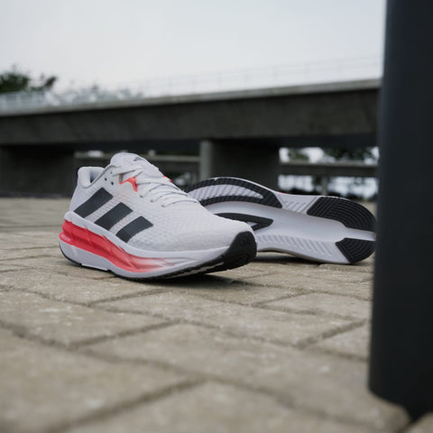 ADIDAS ADISTAR 3 M - Cloud White / Core Black / Solar Red