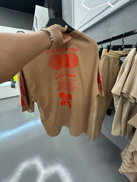 TA Dubai - Tee Technical Machines Beige Orange