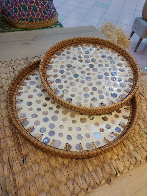 Mother of pearl Tray (set of 2)