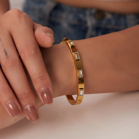 Clarisse – White-Color CZ Classic Bangle, 18K Gold Finish