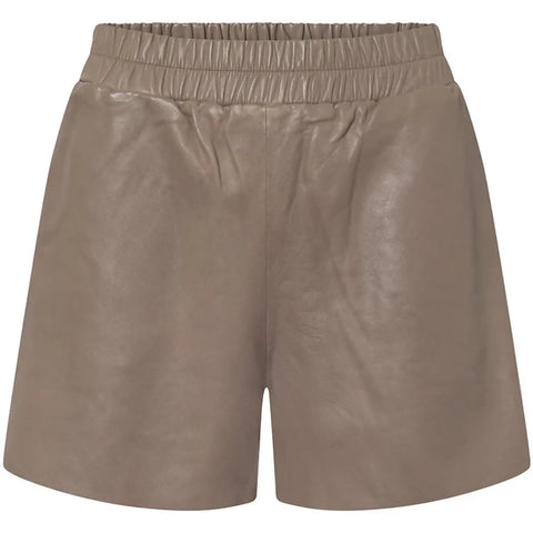 Helen_leather_shorts-Shorts-51070-168_Latte_1000x_daaeb846-f7aa-4089-b917-c3499d0a69b7