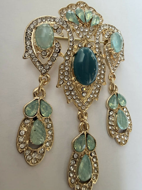 ELEGANCE BROOCH