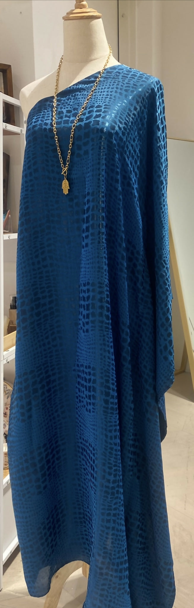 ONE SHOULDER BLUE DRESS