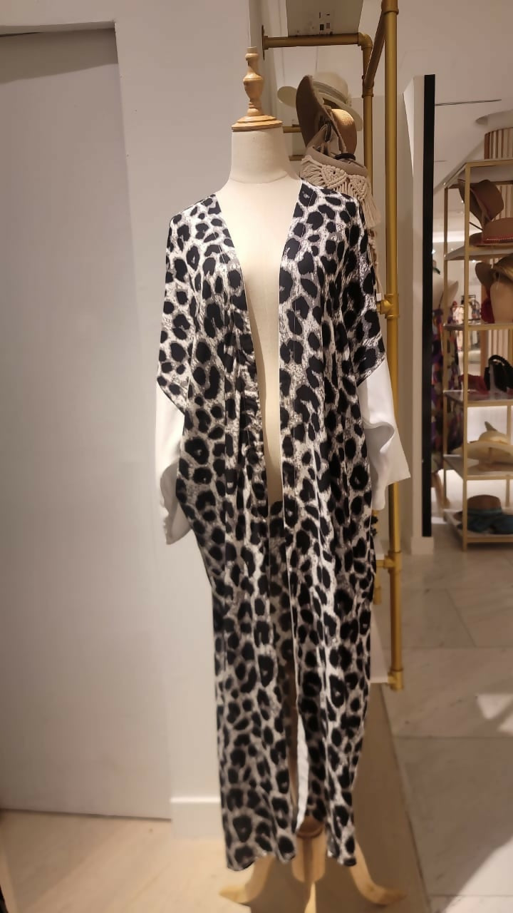 B/W LEOPARD KIMONO