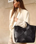 Exclusive_handwoven_shopper-Shopper-16438-099_Black_Nero_-1_97df58a1-7add-4e2d-a69c-481eb7aeb7d4_1024x1024