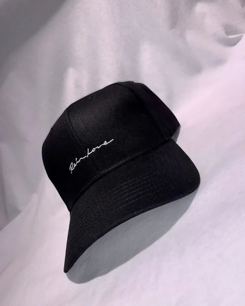 Rein-Love-handwritten-Signature-Baseball-cap-black-2_1024x1024_23db98cd-82f6-4021-a066-7ed107973e47