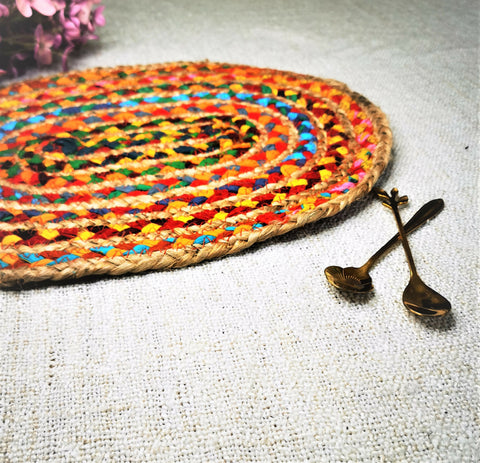 Multicolor Oval Jute Table Mat