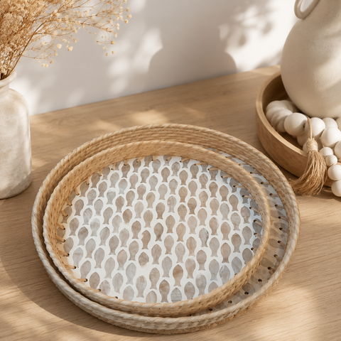 Rattan tray with fish mother of pearl (set of 2)