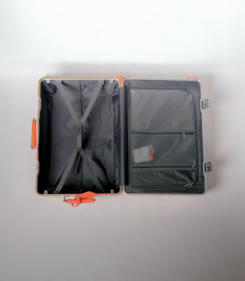 Hard-Shell Spinner Luggage LG24WTOR