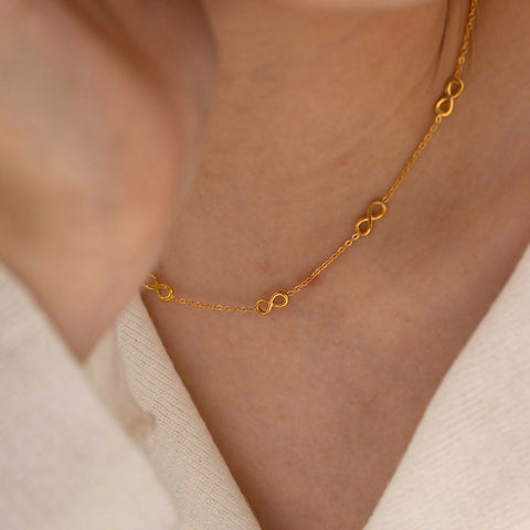 Luxe Eternité Necklace